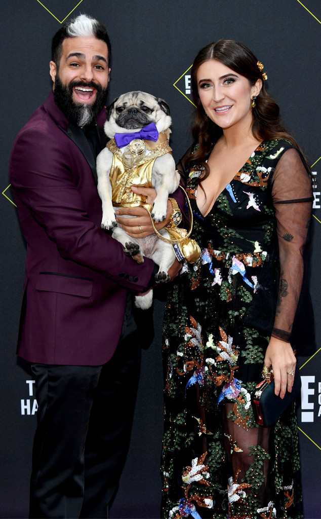 Celebrities Turn The 2019 People S Choice Awards Into A Family Affair E Online